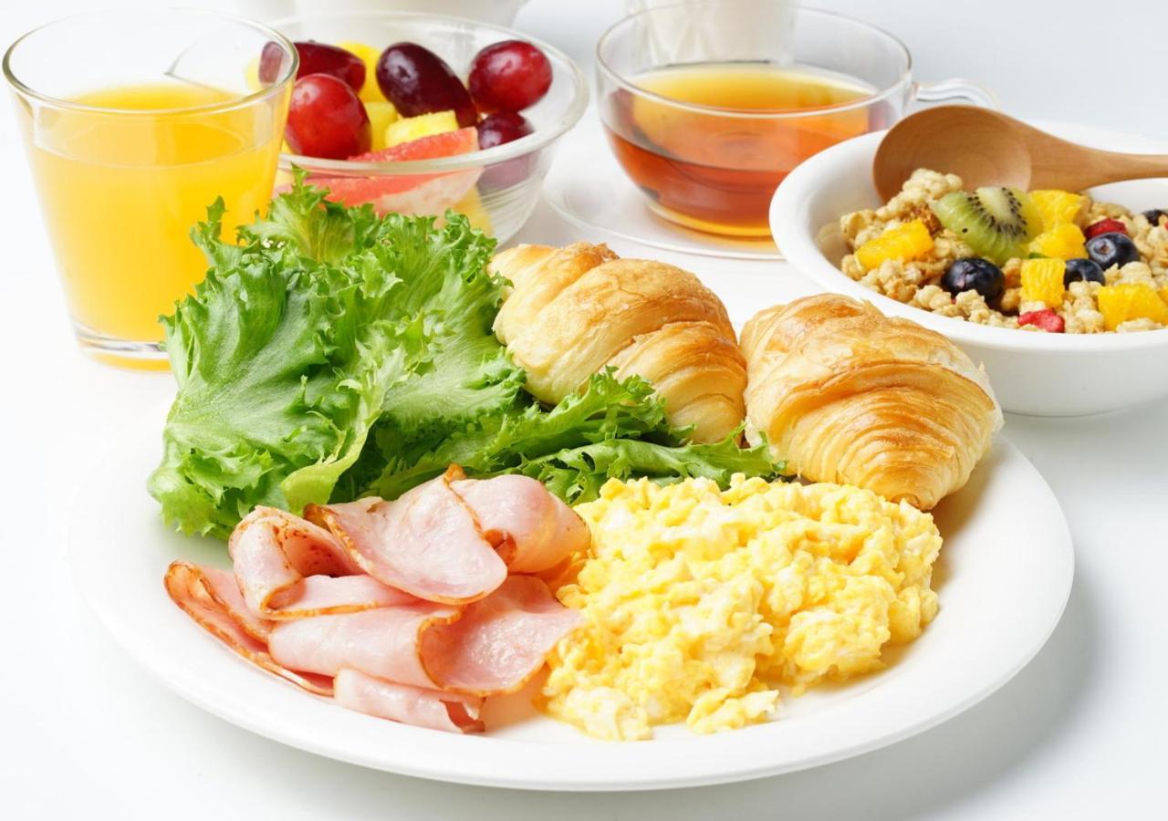 Apa & Ekimae Odori Hotel 3*